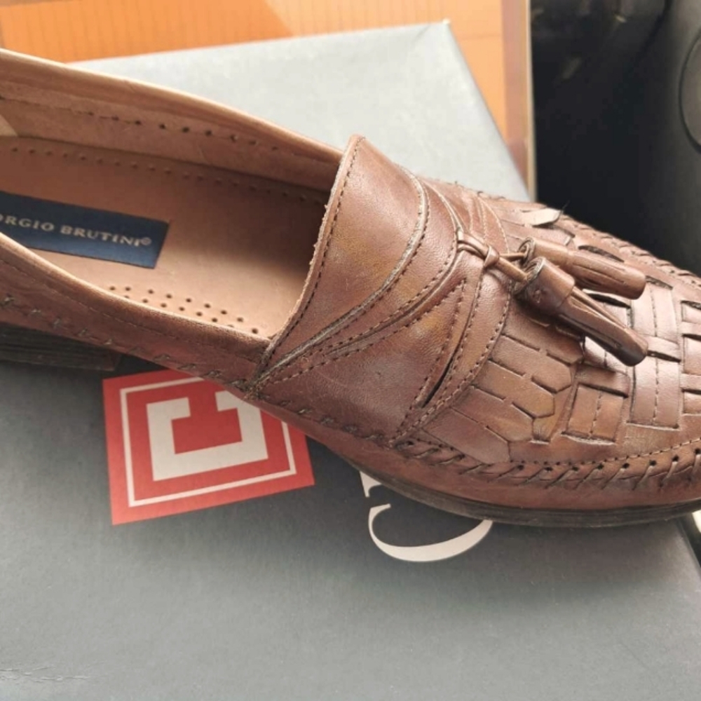 MENS GEORGIO BRUTINI BROWN LEATHER LOAFERS SIZE 11 LIKE NEW